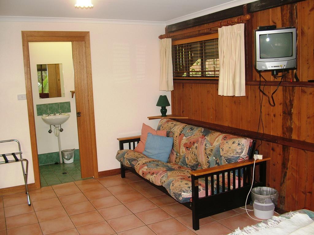 Atherton Blue Gum Bed & Breakfast Room photo